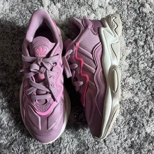 Adidas, pink and beige size 4 girls